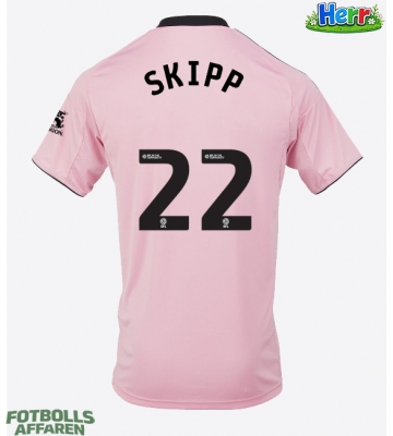 Leicester City Oliver Skipp #22 Tredje Tröja 2025-26 Kortärmad